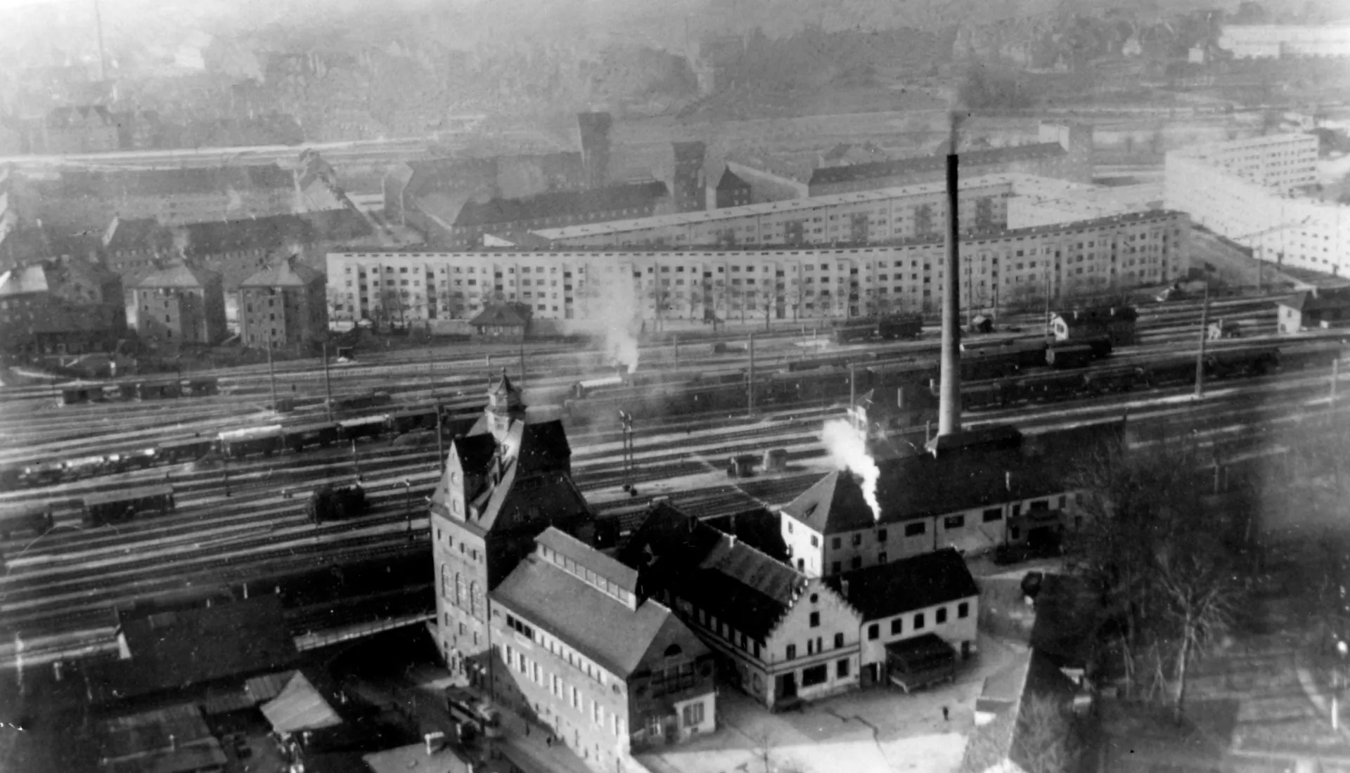 Eine historische Luftaufnahme der Riegele Brauerei